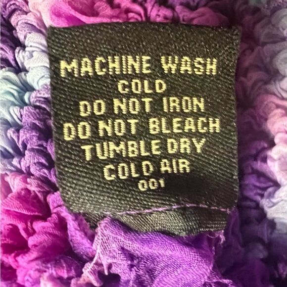 Directives Women’s 3/4 Sleeve Pullover Bubble Top – One Size - Picture 5 of 5